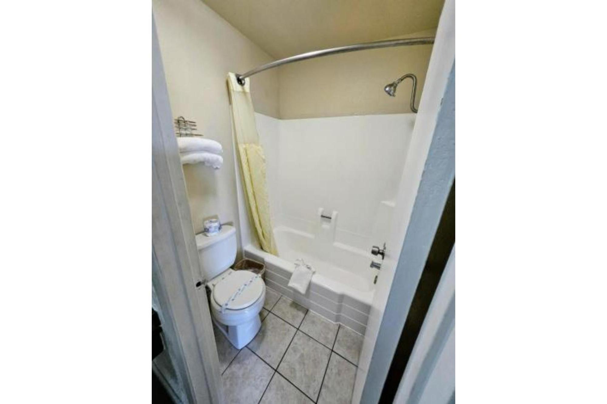 Hotel Ridgecrest An Extended Stay Studio エクステリア 写真