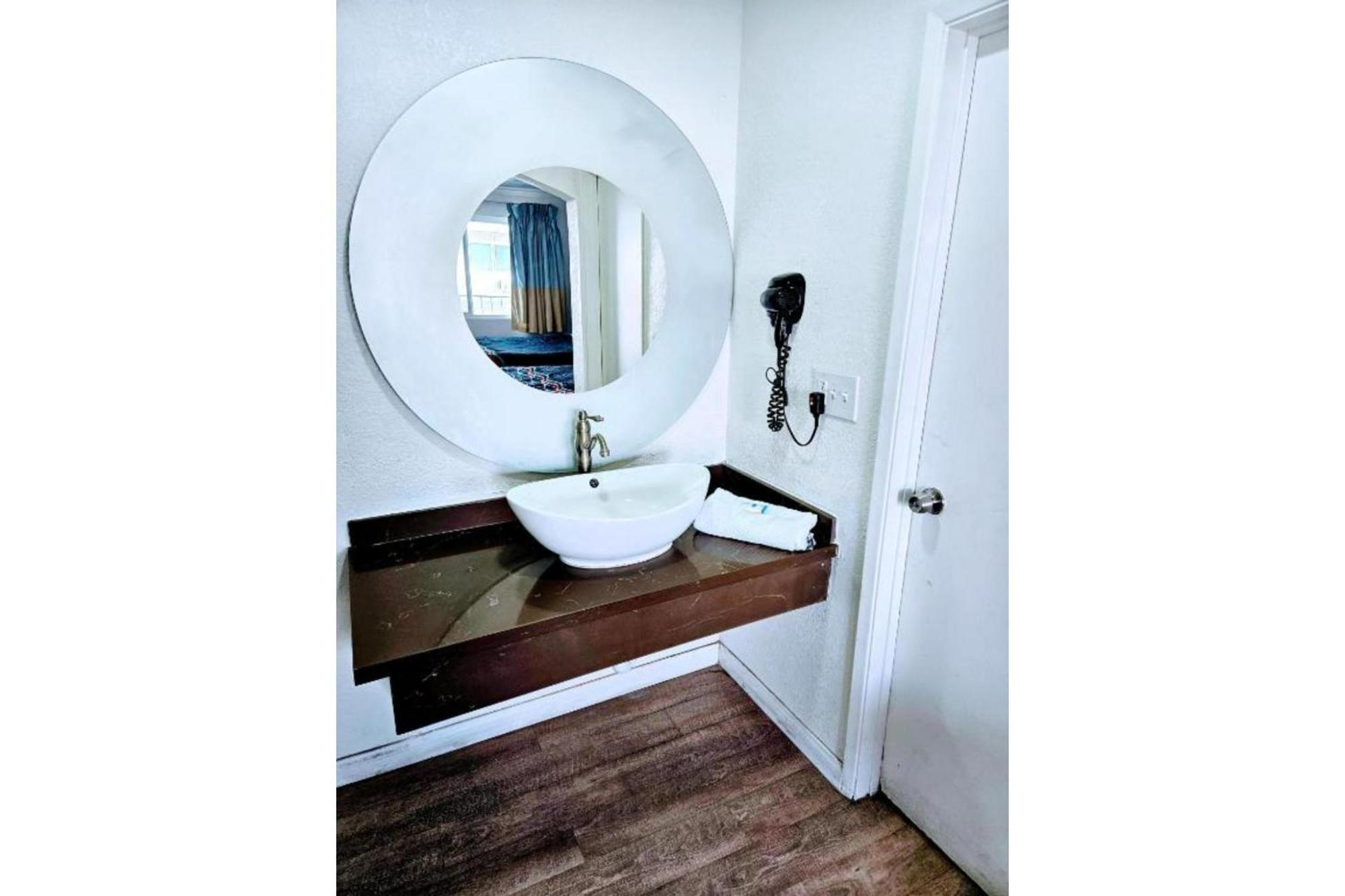 Hotel Ridgecrest An Extended Stay Studio エクステリア 写真